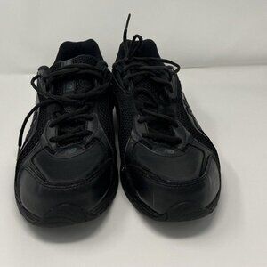 New Balance MW846BK Men's Black Athletic Shoes  Size US 10 Pre Owned.